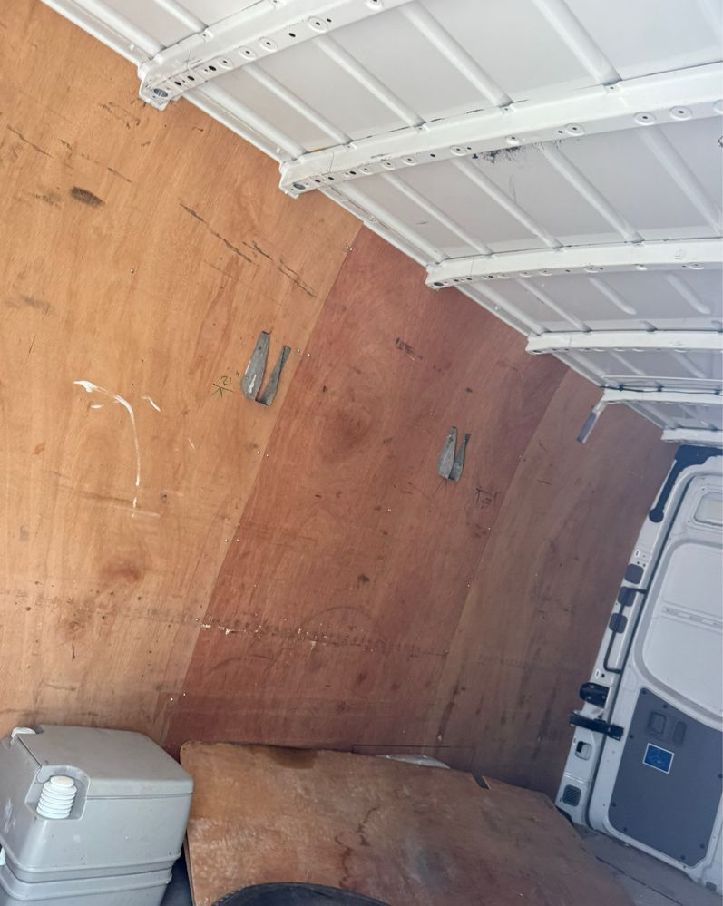 На части Mercedes-Benz Sprinter 2.2cdi Товарен с борд om651