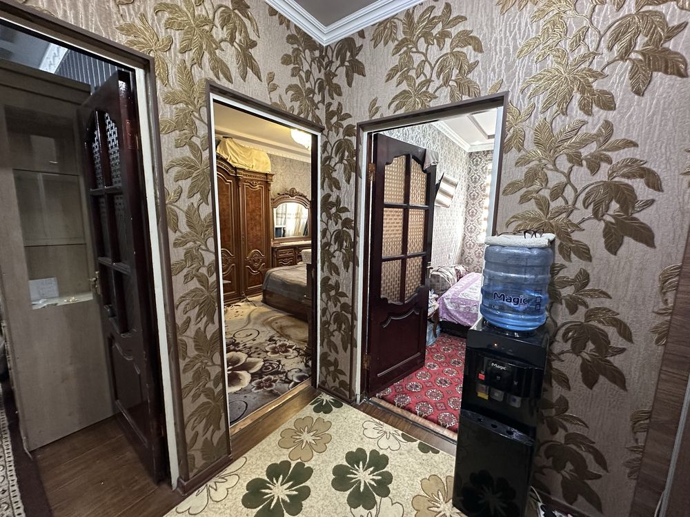 Феруза Продается квартира 3/3/4 балкон 1.5х3 Школа 205  ор-р: Шукрона