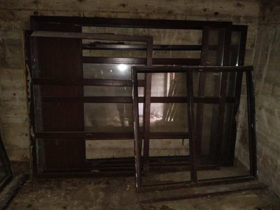 Vând geamuri  termopan