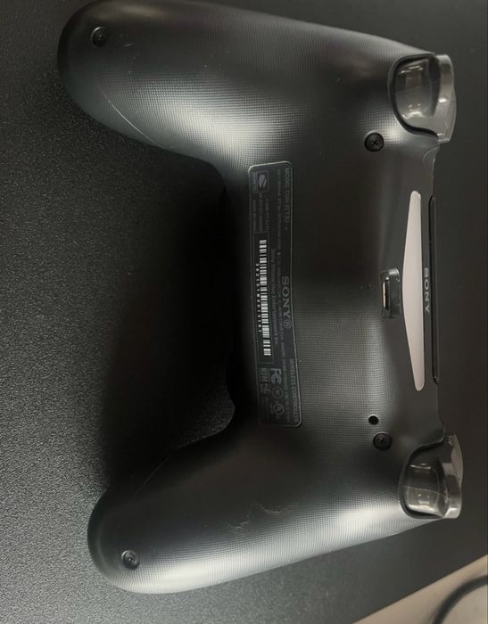 Vand ps4 slim 500GB cu controller inclus in stare impecabila ca nou
