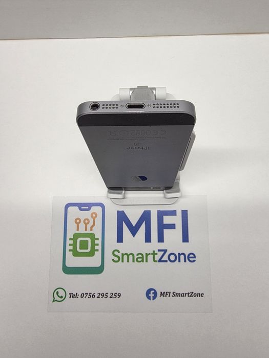 Iphone 5 SE grey - Sanatate baterie 93%- Garantie