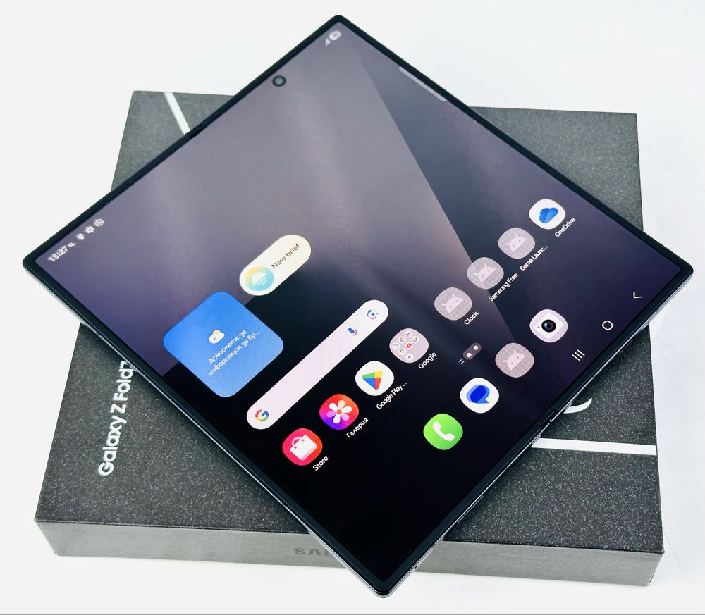 НОВ! Samsung Galaxy Z Fold 7 5G 256GB 12RAM Jetblack Гаранция!