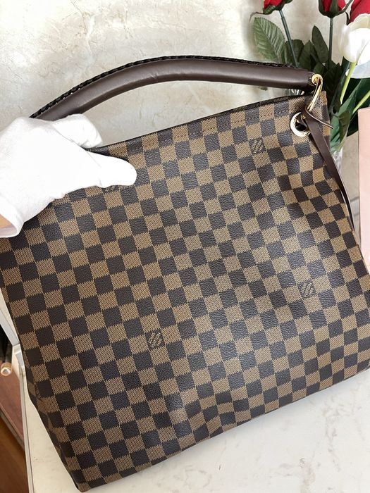 Голяма чанта Louis Vuitton Artsy MM