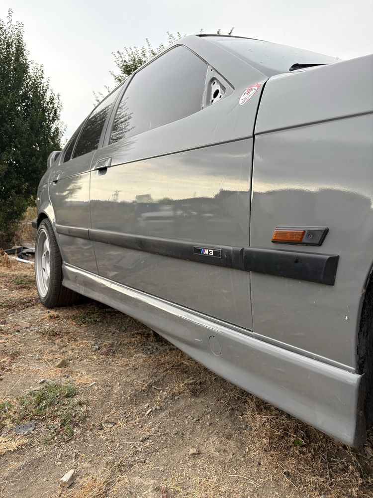 E36 320i на части