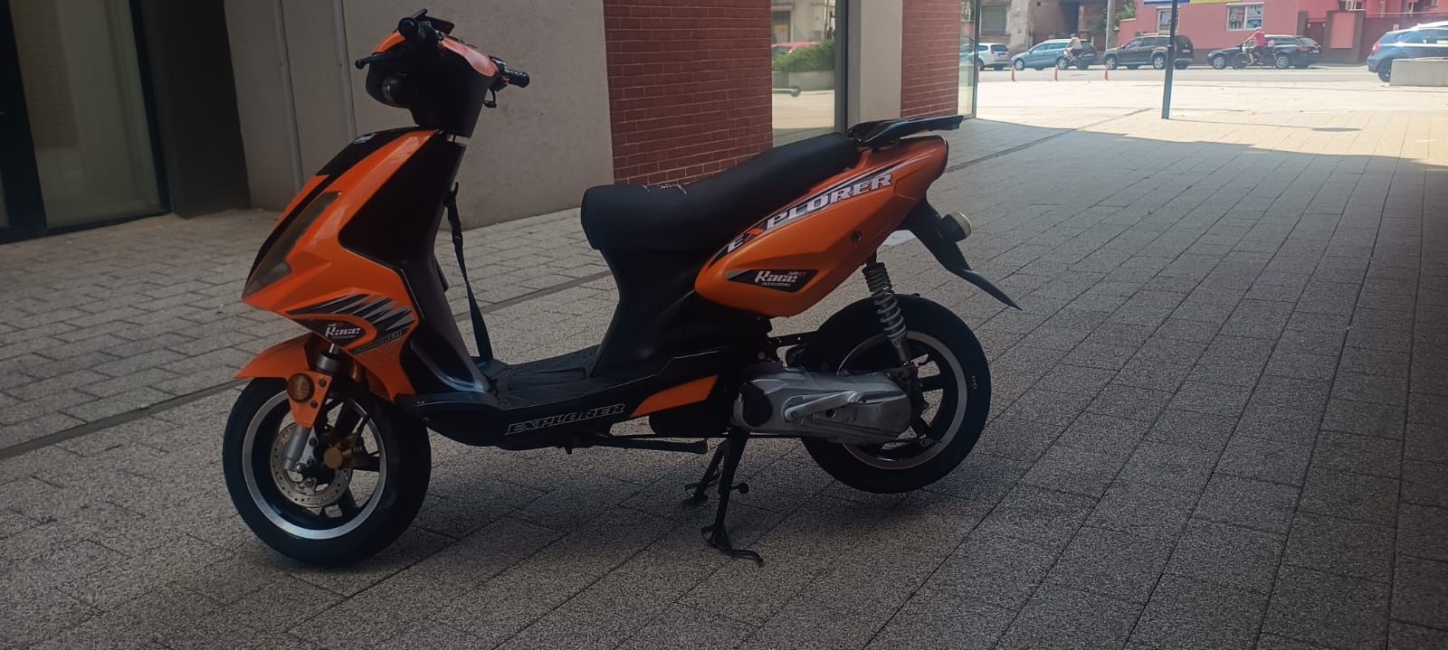 Vând scuter de 49