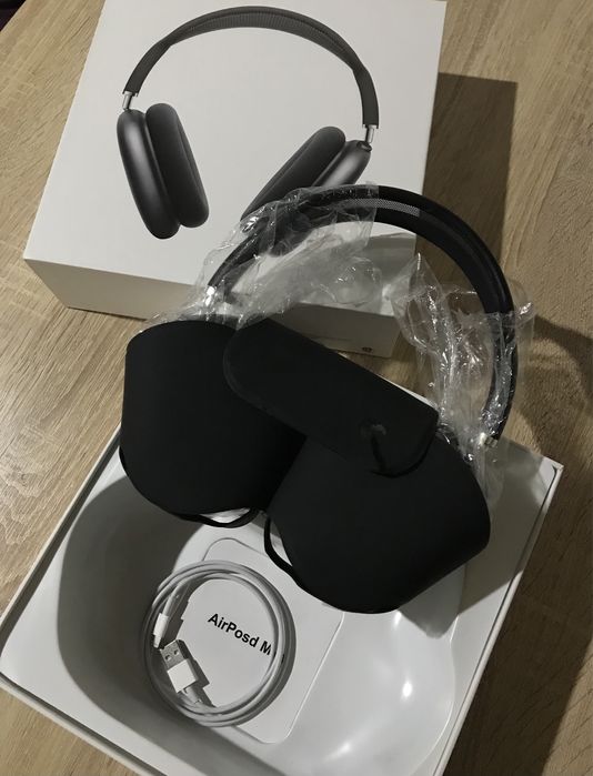 AirPods Max с гарантией. + Коробка и шнур
