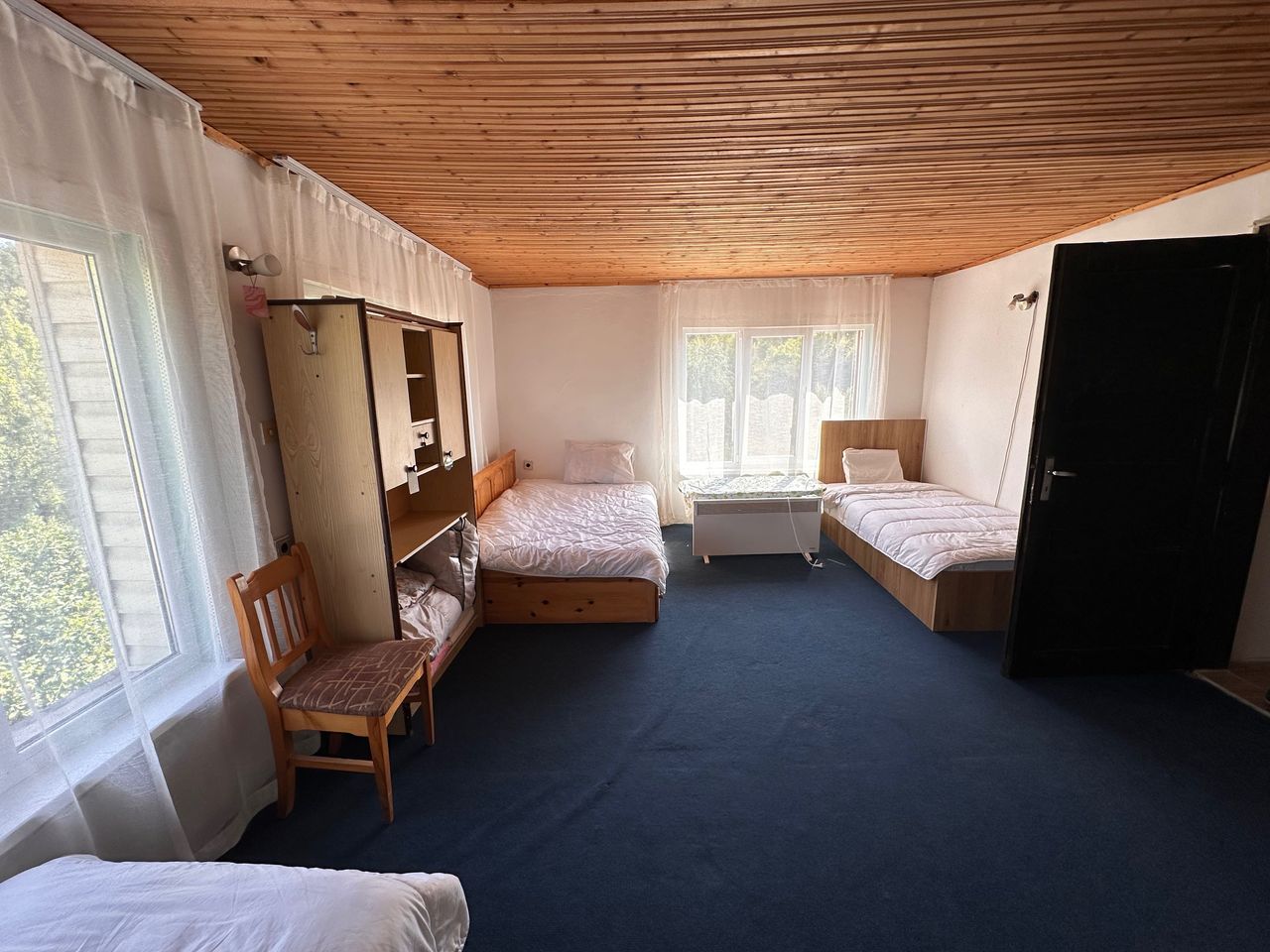 Дава се под наем Къща в Перник, Изток - 360 кв.м за 280.5 € - Снимка #7