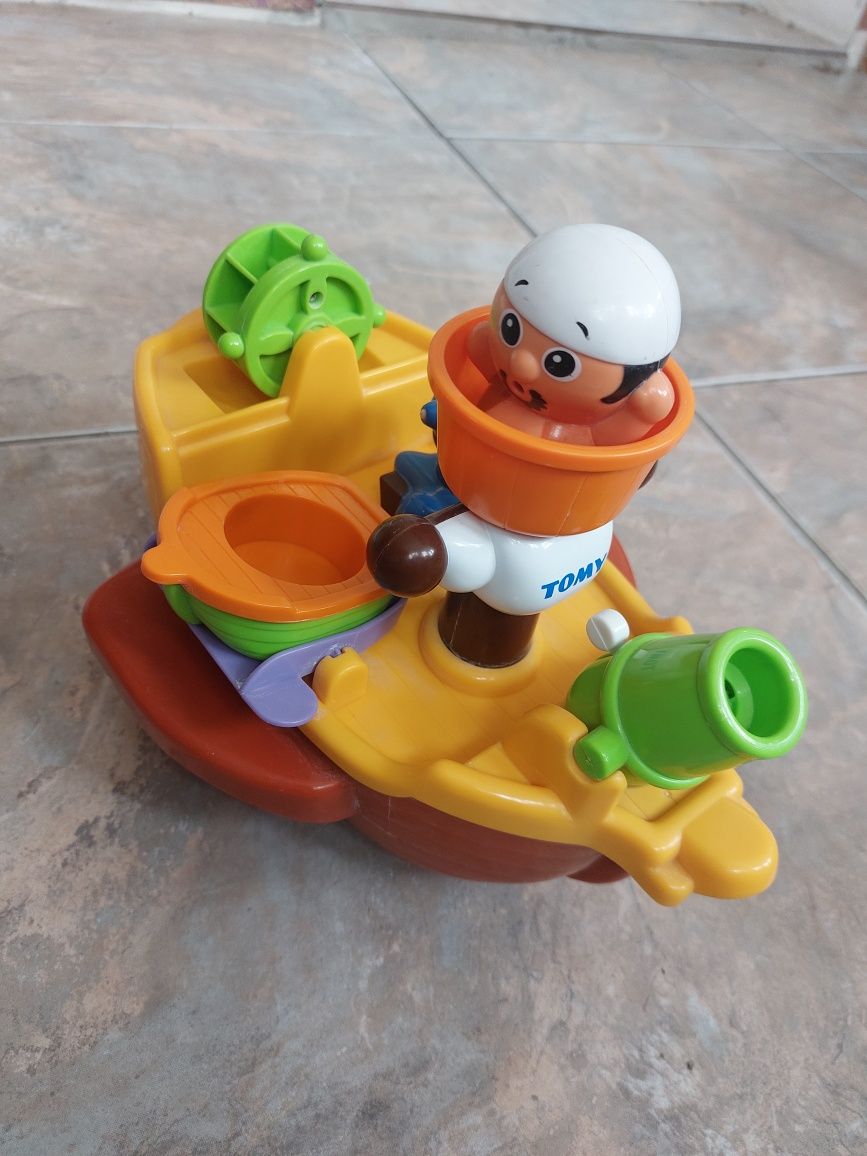 Игрушки для ванной малышам