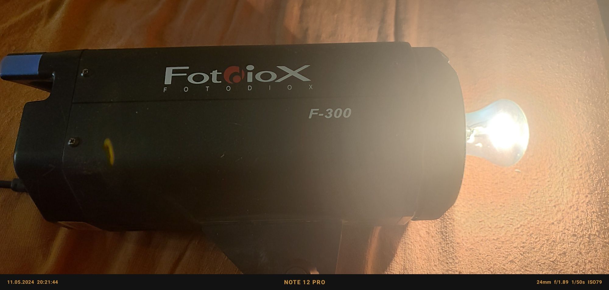 Профессиональный студийный свет fotodiox f-300