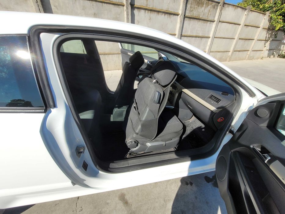 Opel Astra H GTG