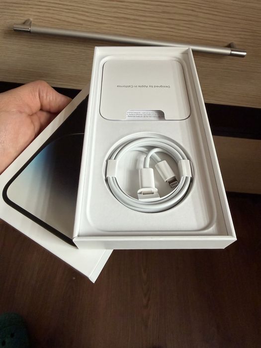 Оригинален кабел за Iphone