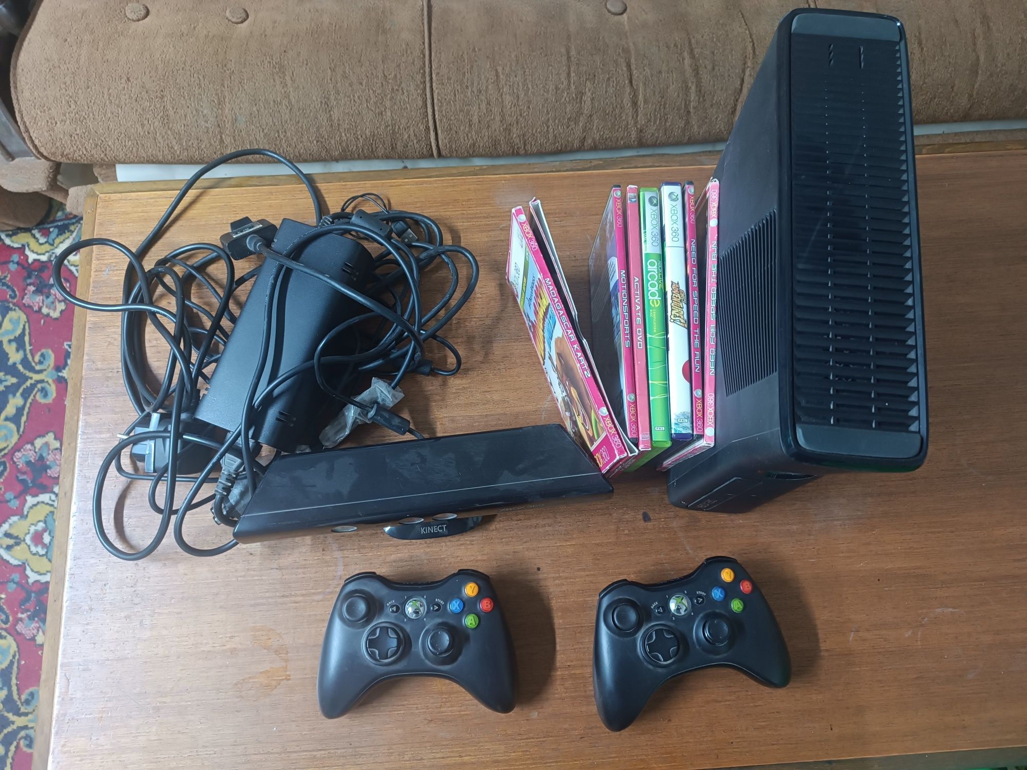 Продается X BOX 360