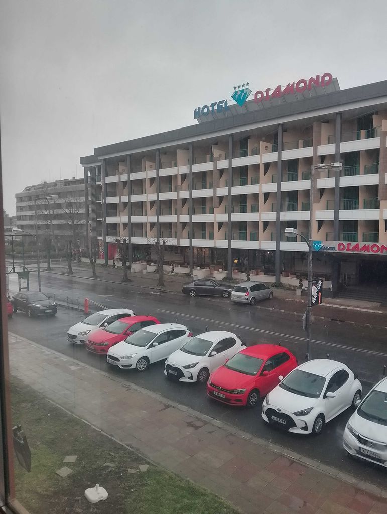 Дава се под наем Едностаен апартамент в Шумен, Болницата - 50 кв.м за 30.6 € - Снимка #4