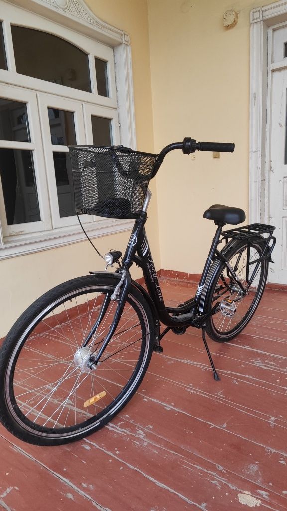 Velosiped sotuvda