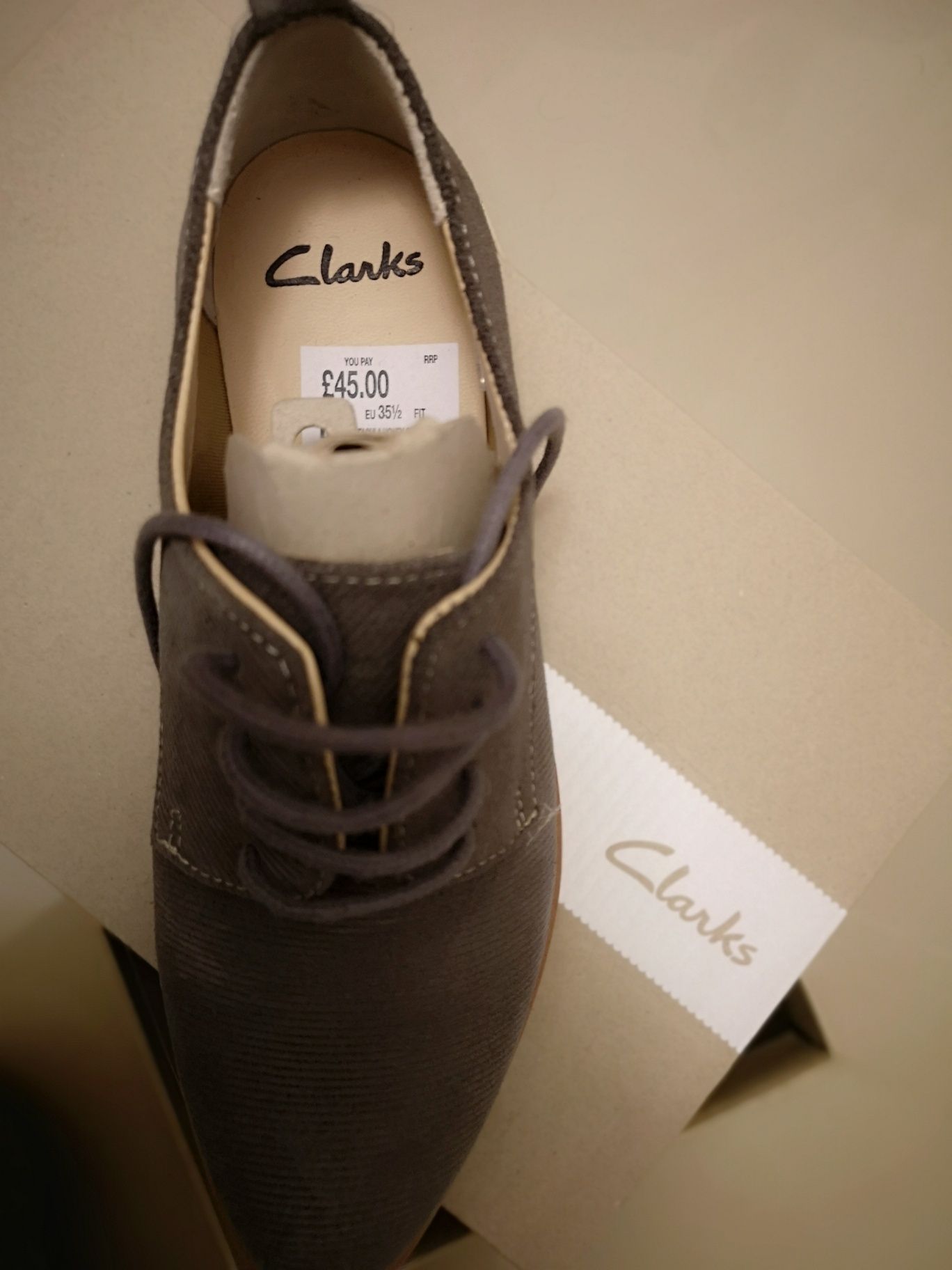 Обувки дамски Clarks