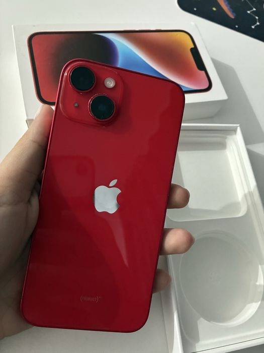 Iphone 14 rosu stare foarte buna