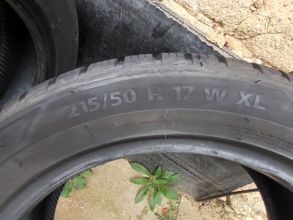 2бр 215/50/17 гумите са като нови малко карани 24г
