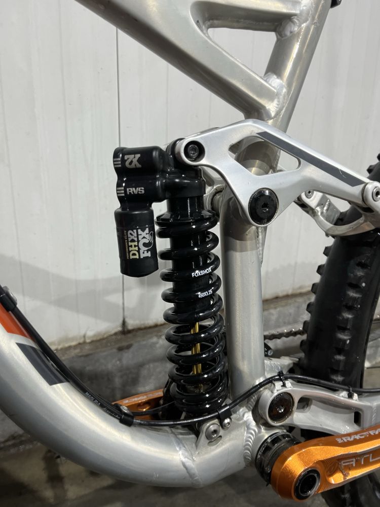 Radon swoop 200 downhill bike