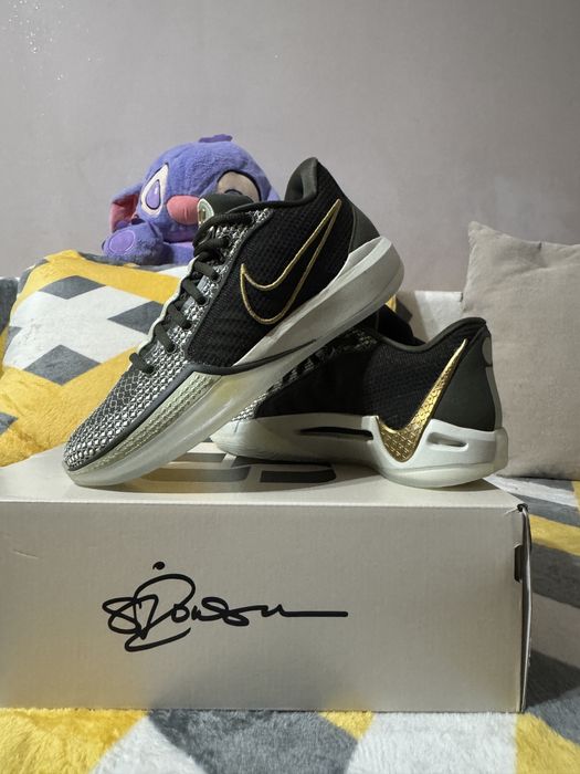 Nike Sabrina 1 Eur38 unisex Gold/Kaki