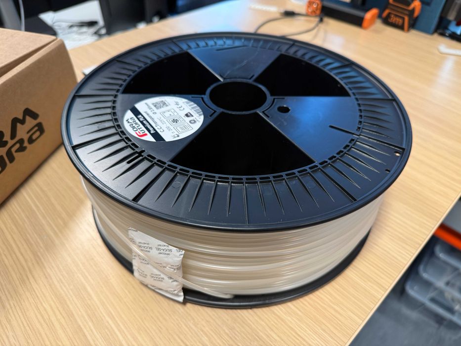 FormFutura Premium PLA Filament - C.C. Transparent, 2.85 mm, 2300 g