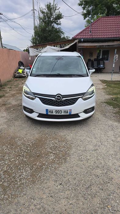 Vand Urgent Opel Zafira