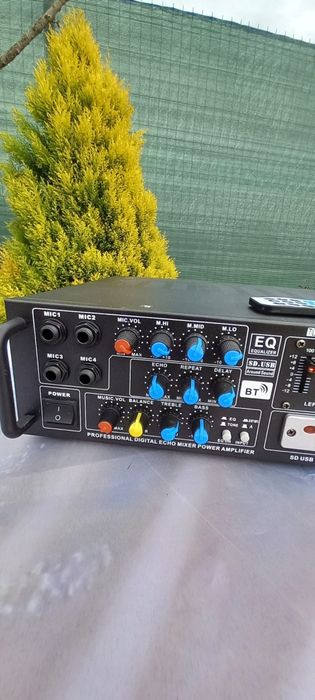 Amplificator cu Bluetooth și egalizator