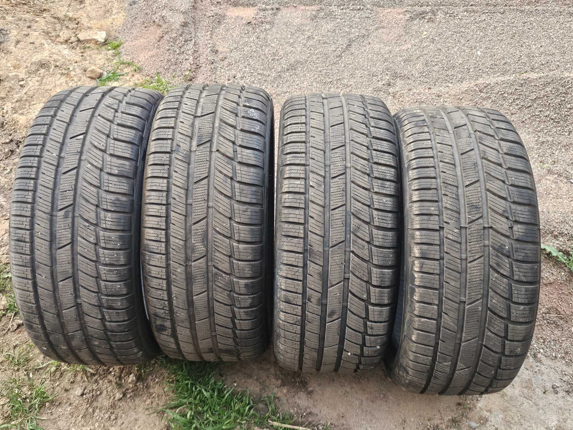 Зимни гуми TOYO 245 40 18