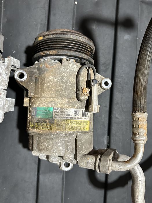 Compresor / Electromotor / Alternator Opel Zafira B 1.6 16 V Z16xep