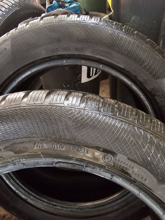 Vand 4 cauciucuri continental iarna