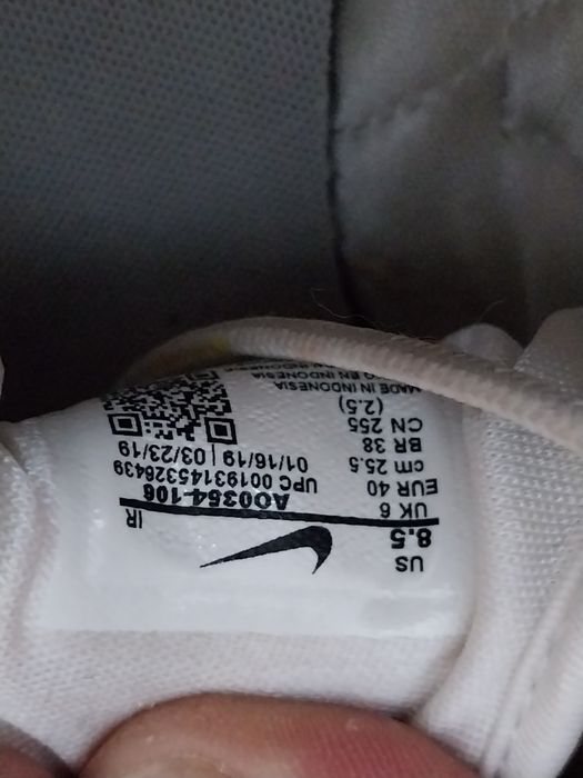 Adidasi originali Nike nr.40.