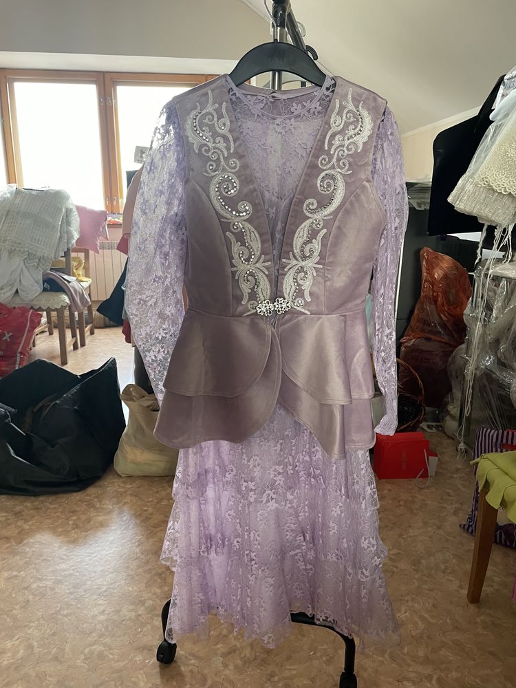 Платья для девочек разные