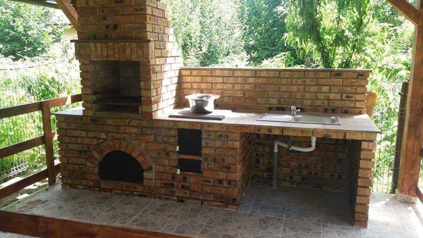 Barbecue gradina caramida