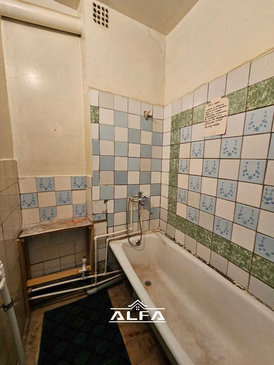 3 xonali 84m² 1-qavat. +yer maydoni va padval ham bor.