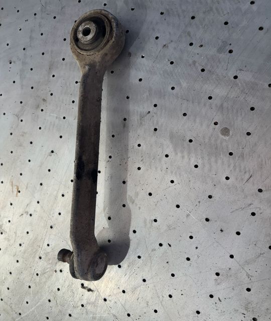 Bascula brat suspensie Volkswagen VW Passat B5.5 (facelift)