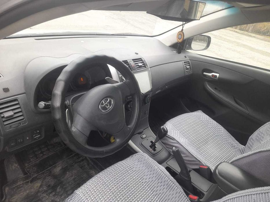 Продам машину Тайота Toyota Corolla