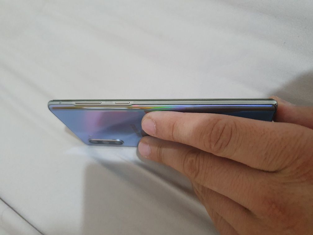 Samsung note 10 256/8 narxi 2300