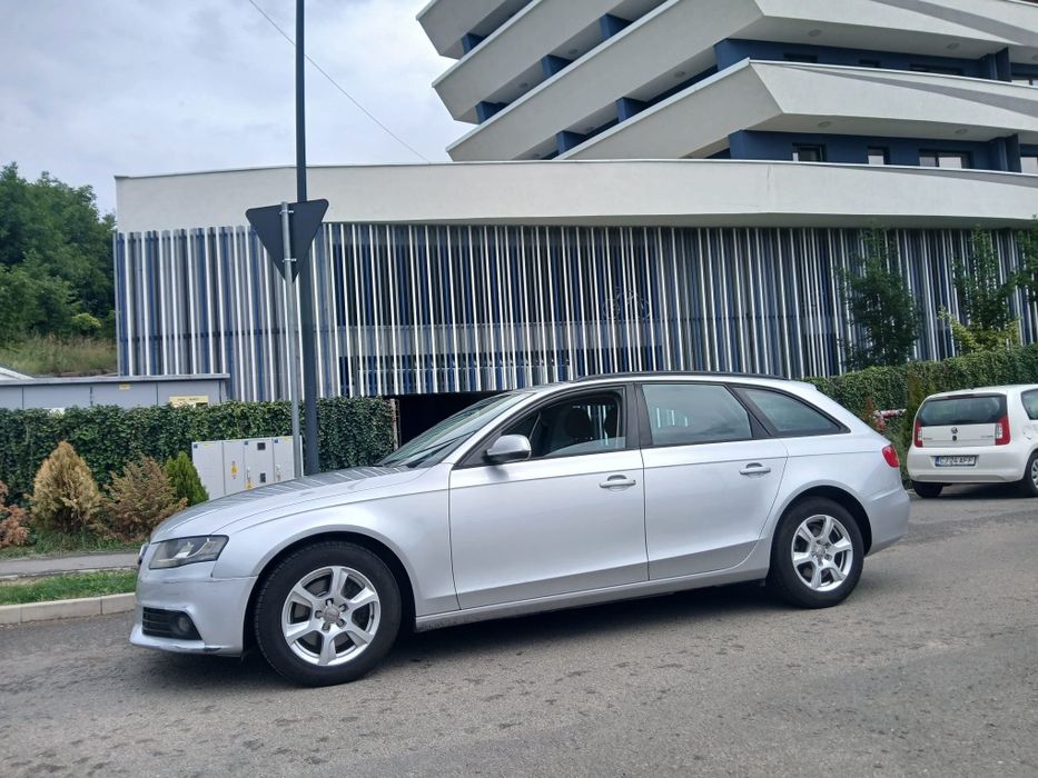 Vând AUDI A4 B8 2012