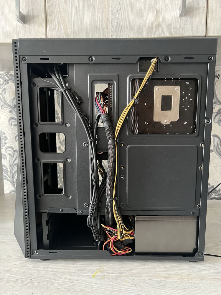 Игровой компютер I5 // RX 570 4Gb