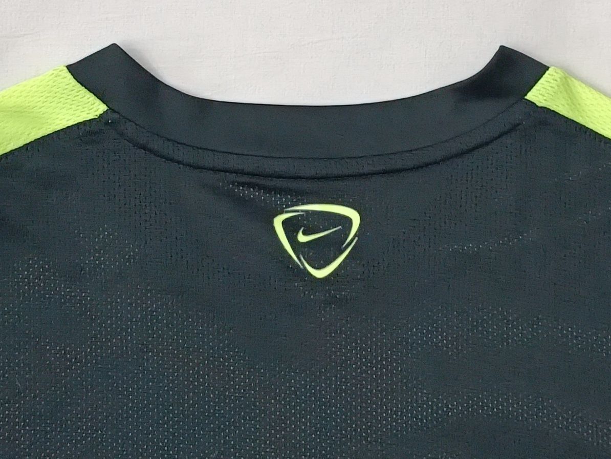 Nike DRI-FIT Tee оригинална тениска ръст 147-158см Найк спорт фланелка