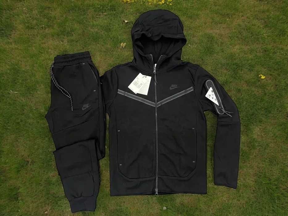 Trening NIKE TECH FLEECE - Trening Unisex Fete Baieti Premium Nou