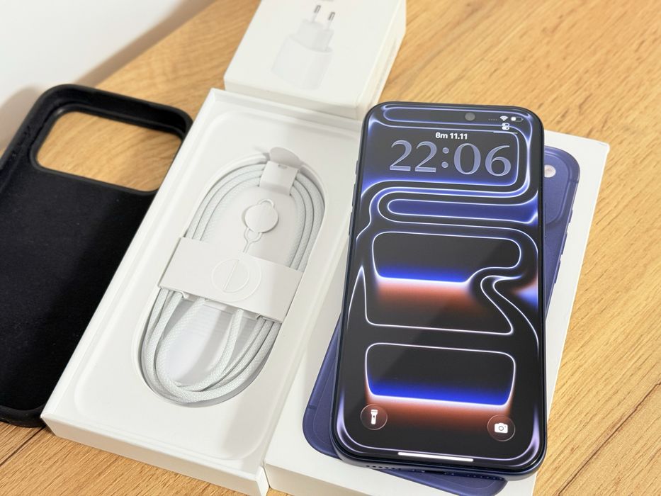 iPhone 17 Pro Max 4 зареждания!!!