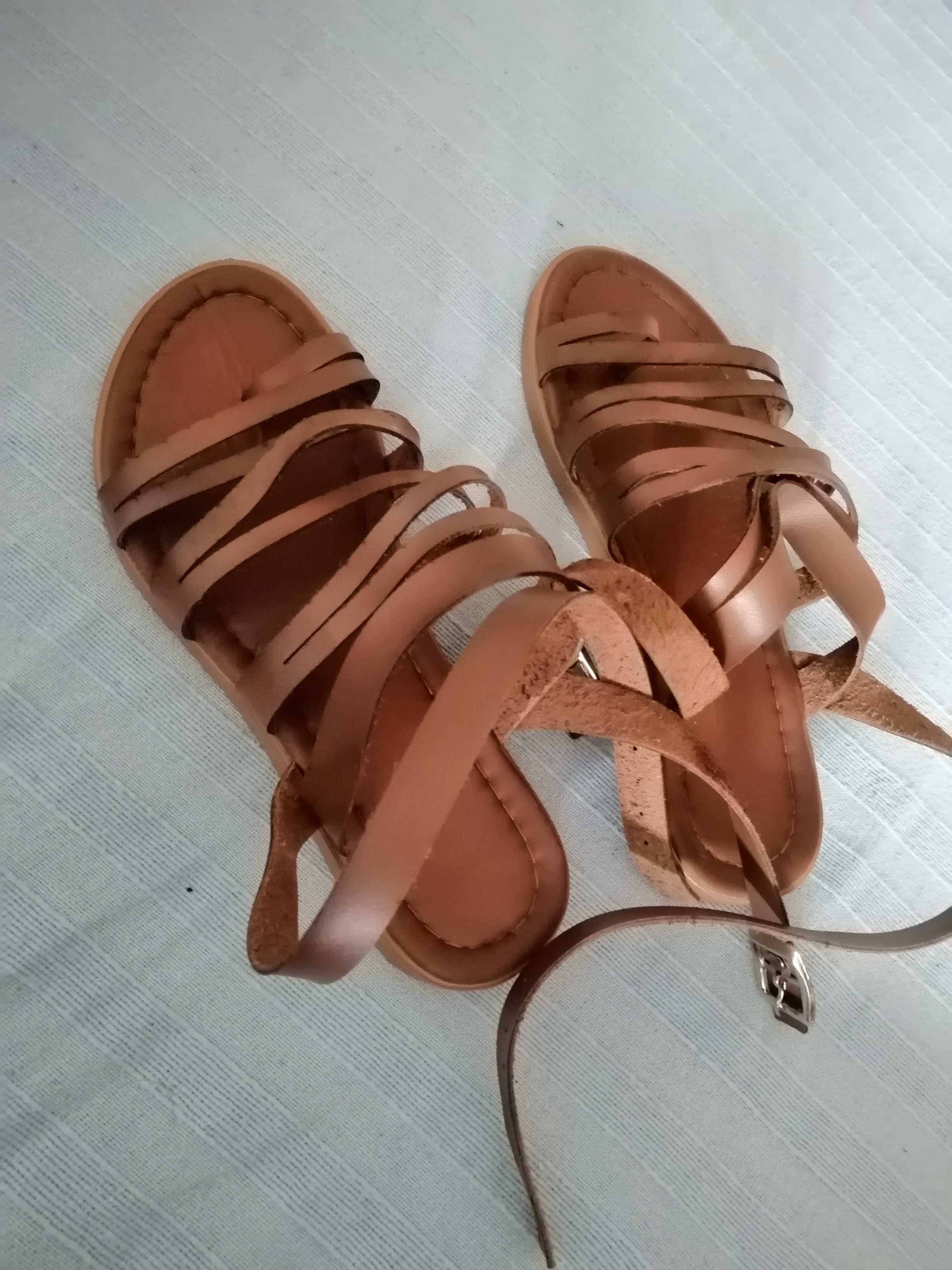 Sandale romane maro piele