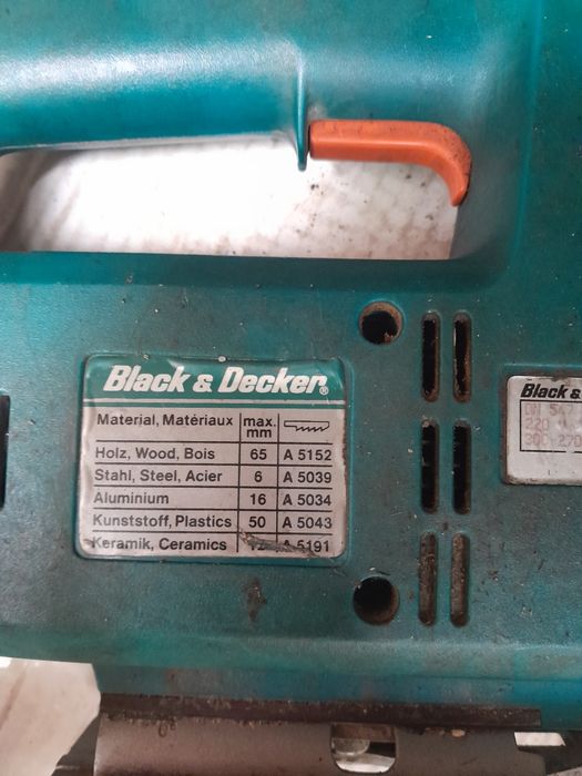 Fierăstrău pendular(șoricel),Black&Decker.