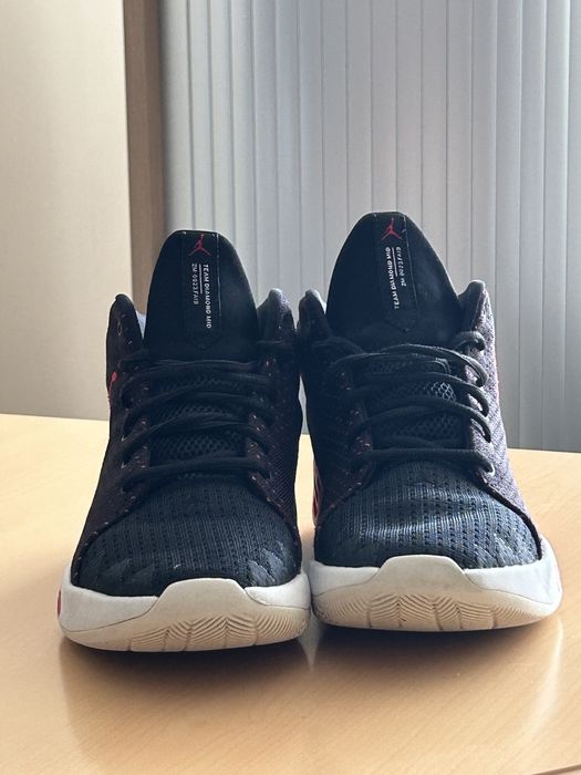 Nike Air Jordan Jumpman Diamond Mid Breed