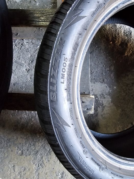 4 anvelope iarna 235 50 19 Bridgestone 2022