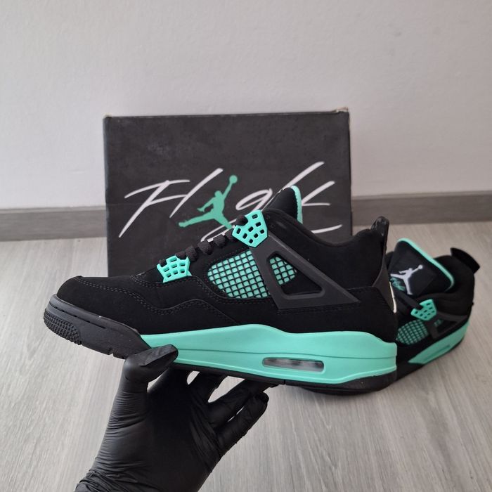 Jordan 4 Tiffany