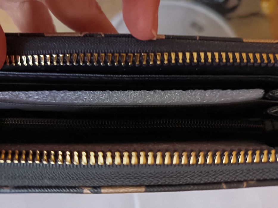 Оригинално портмоне ново