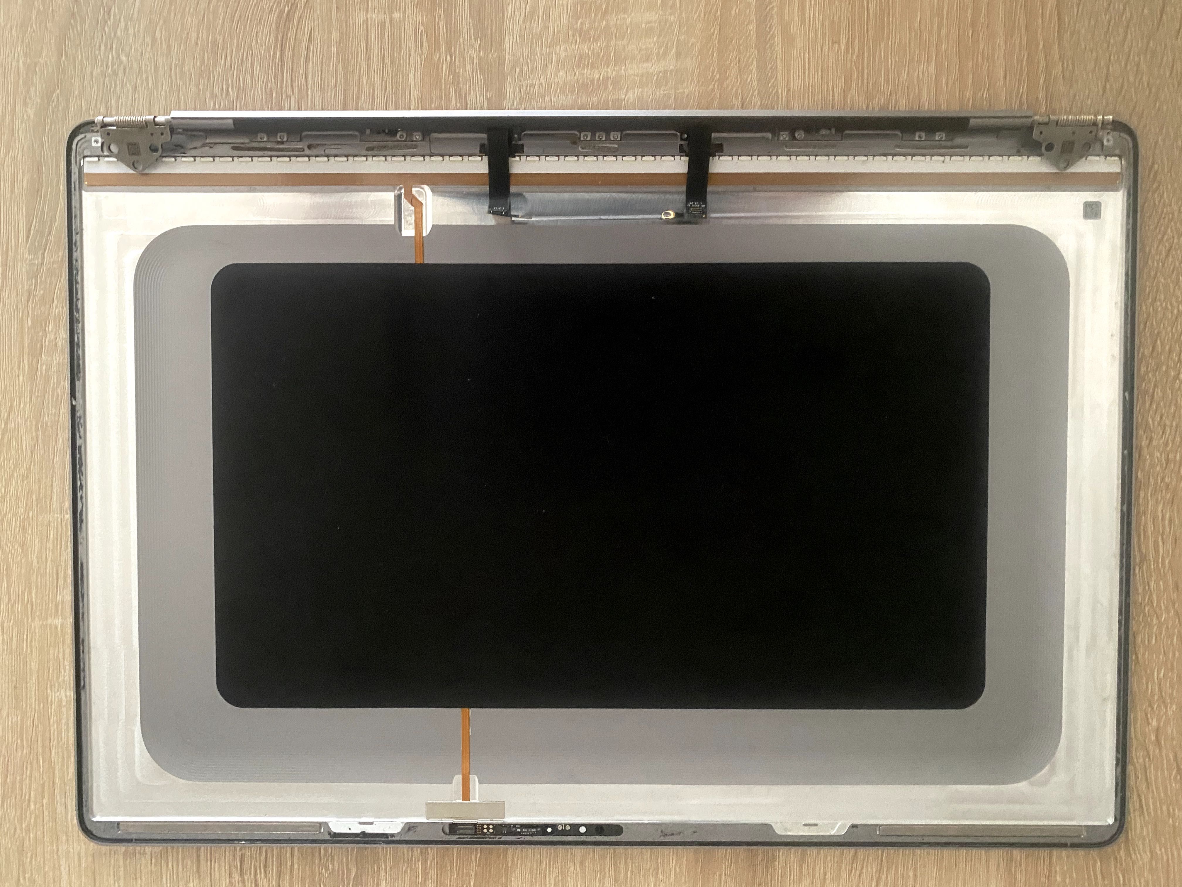 Topcase  cu tastatura pentru Macbook Pro Retina 16" 2019 Space Gray
