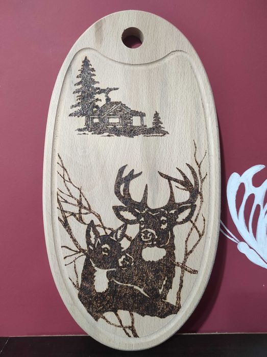 Пирография върху дъски за мезета