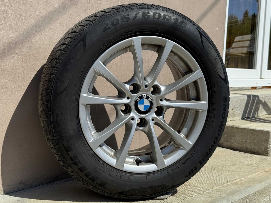 Jante BMW 16” cu anvelope iarnă 205/60 R16